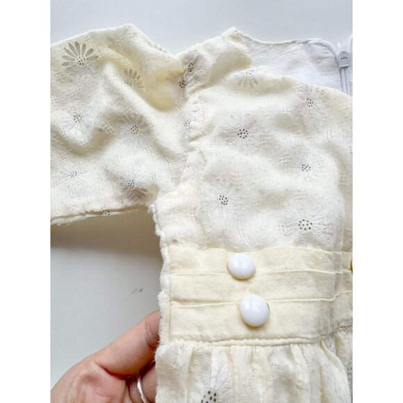 Vintage Girl's Pale Yellow Floral Cotton Gauze Peasant Dress, Size 20/3-4Y - Picture 3 of 11